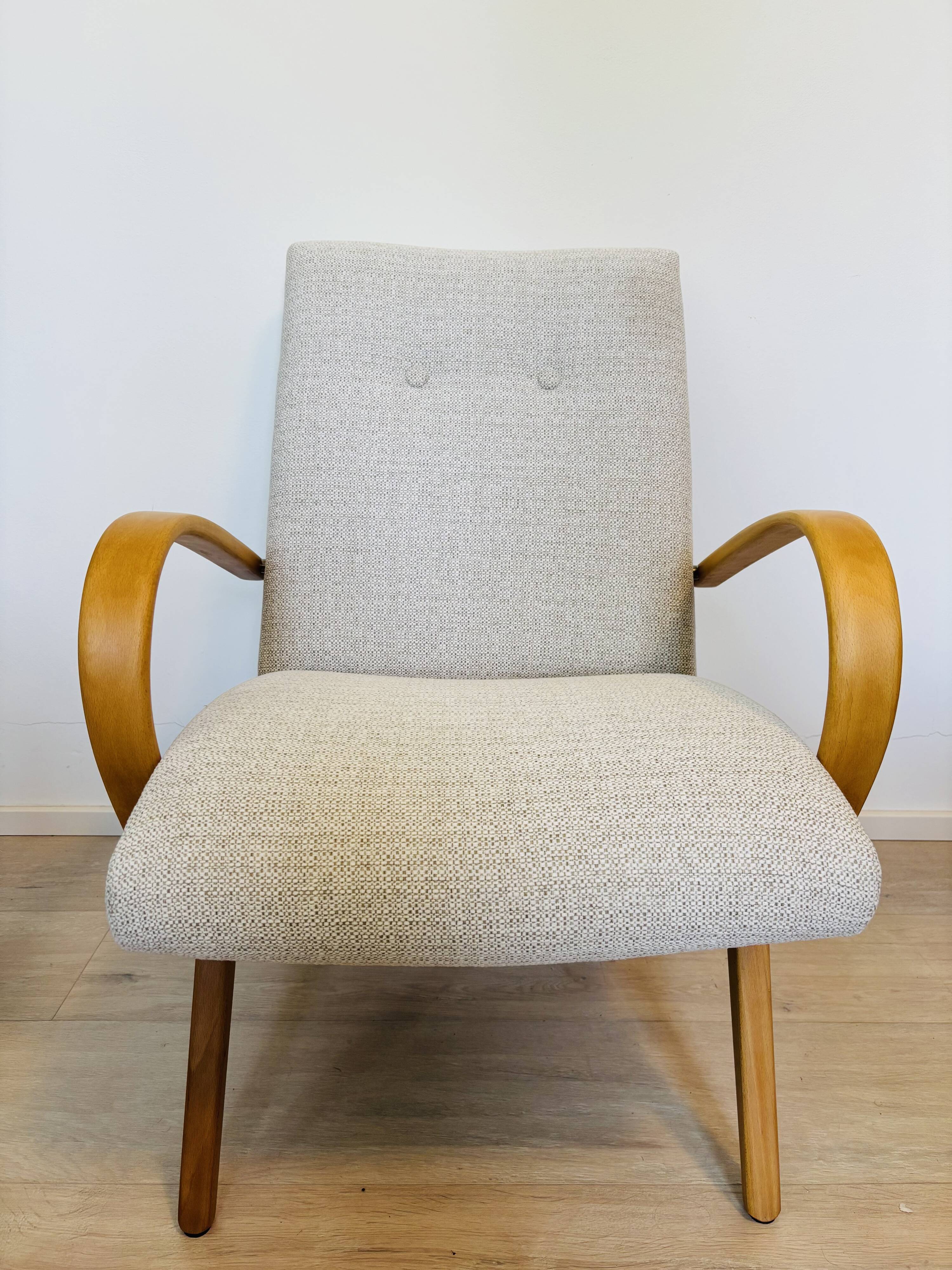 Fully Restored Mid-Century Armchair by Jaroslav Smidek for Ton, Czechoslova