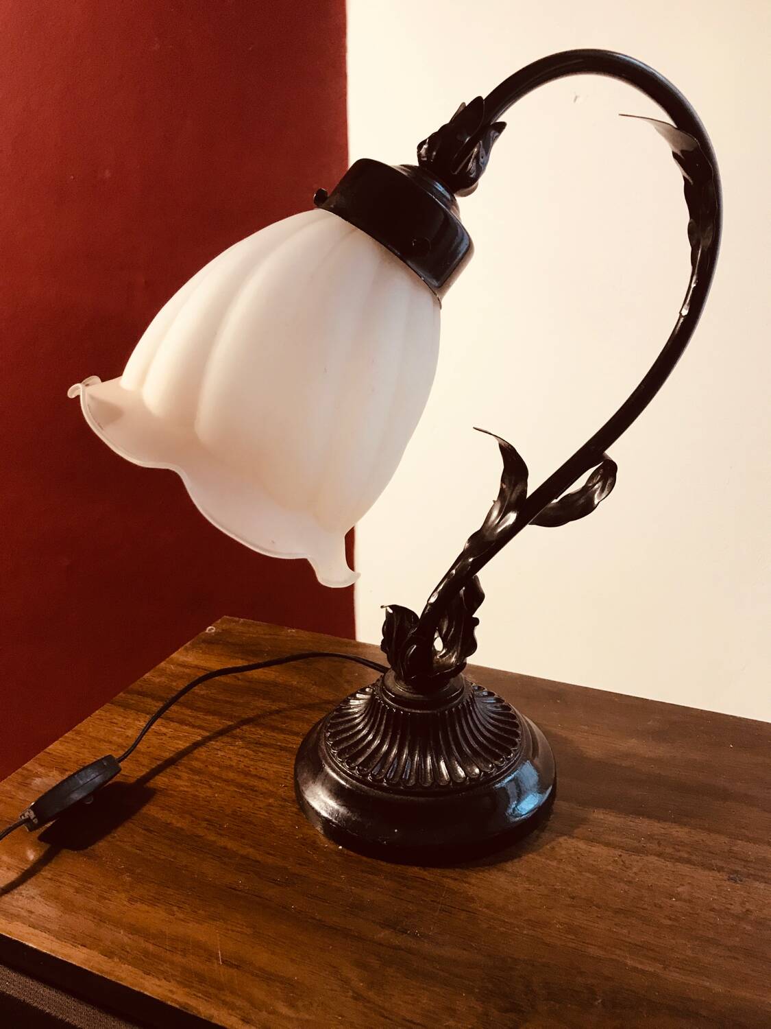 Lampe fleur en tôle, années 50