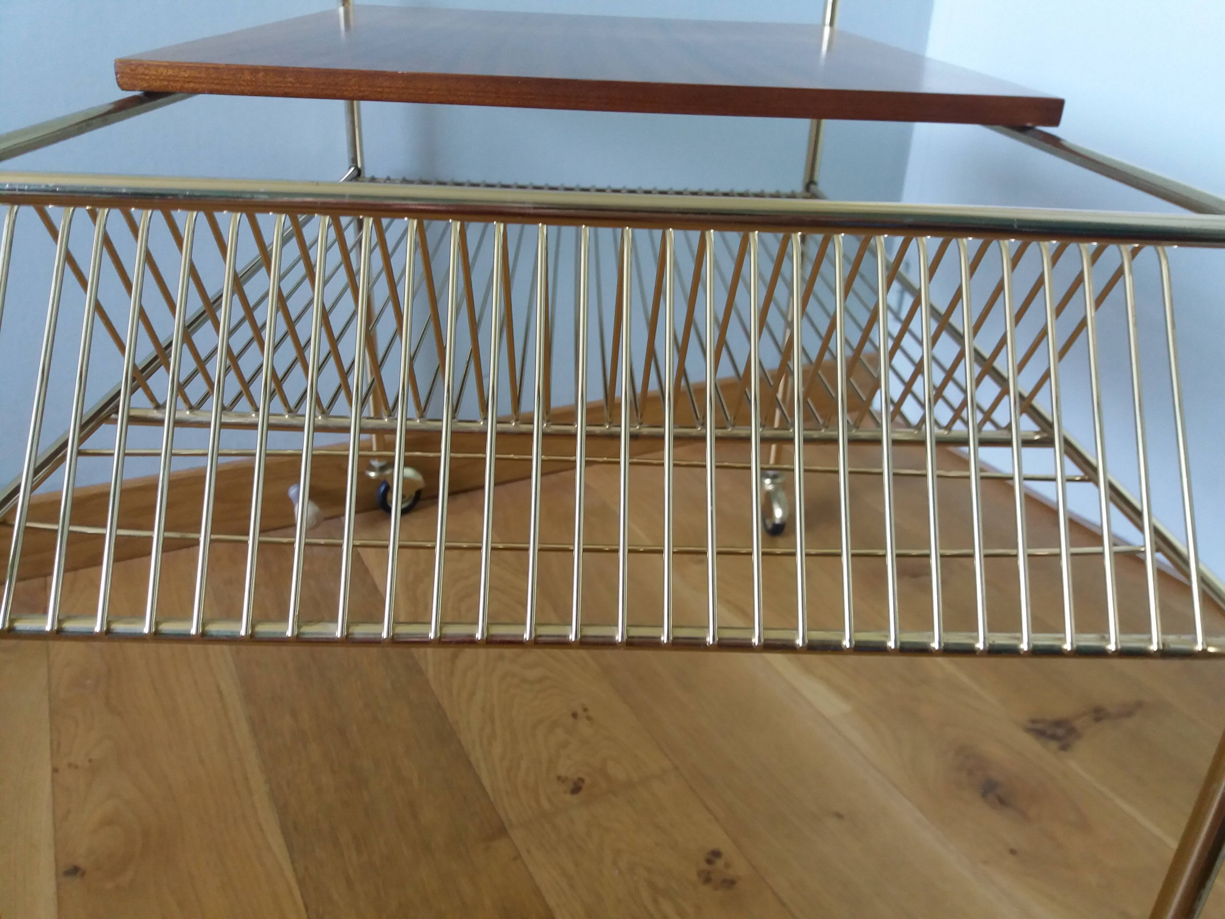 Vinyl hi-fi console with wheels in gold metal and wood