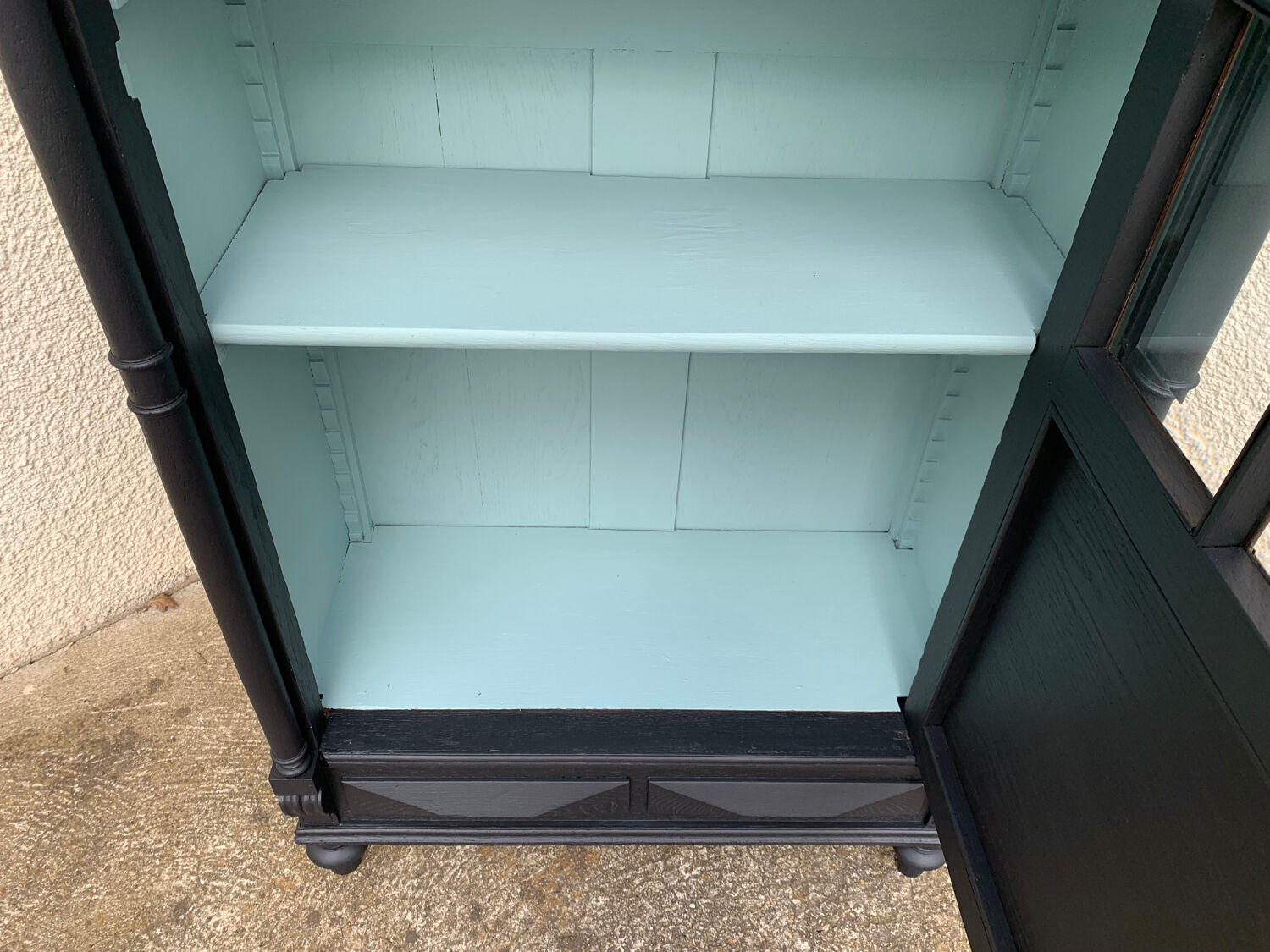 Armoire parisienne vitrée noire et vert grisé 150cm