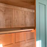 Parisian wardrobe (spirit)