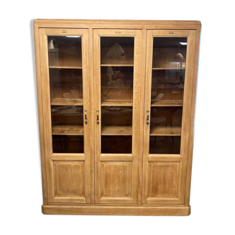 Display cabinet, china cabinet