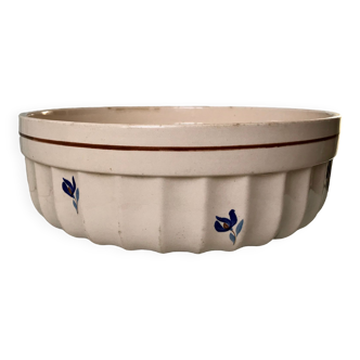 large Digoin Sarreguemines salad bowl worked from the 1930s