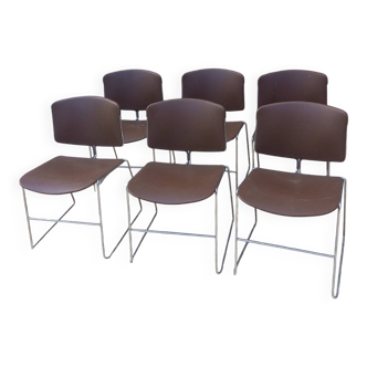Set of 6 stackable chairs