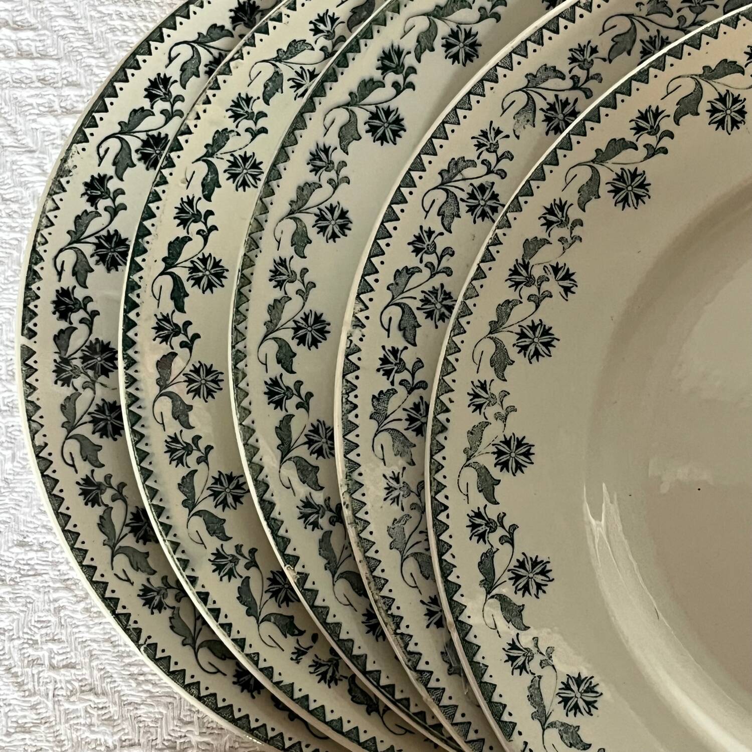 Georgette Iron Earth Plates