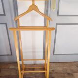 Beech valet