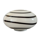 Spiral pattern ball lamp