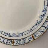 11 old Creil and Montereau dessert plates, Colbert service