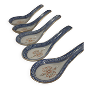 Set of 5 blue and white porcelain Asian spoons.