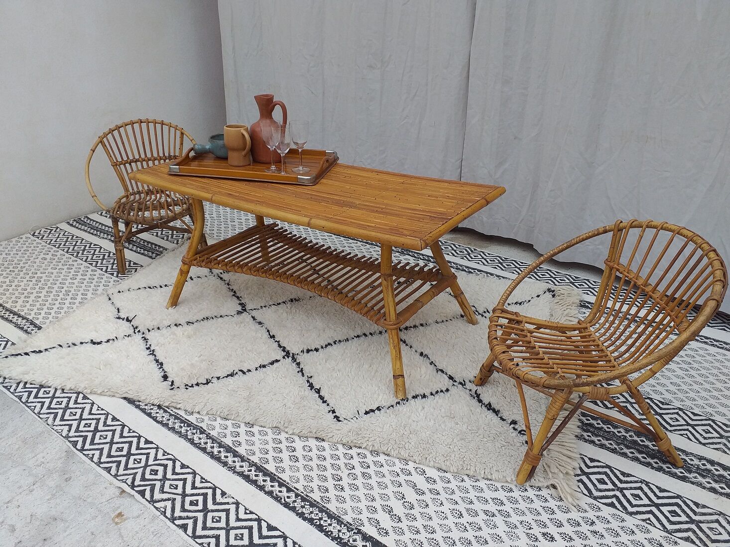 Vintage rattan coffee table 70
