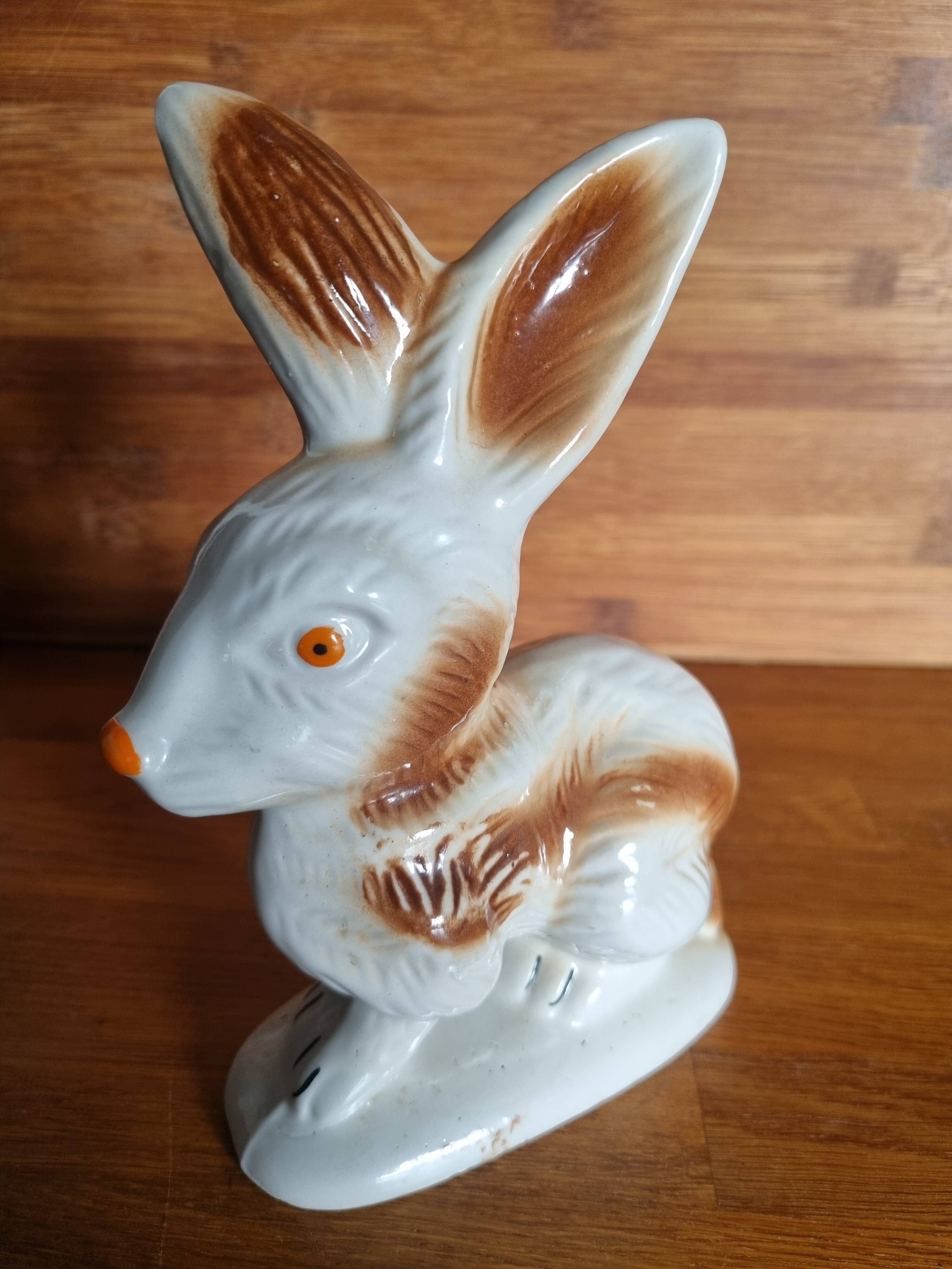 Vintage 1950s ceramic rabbit