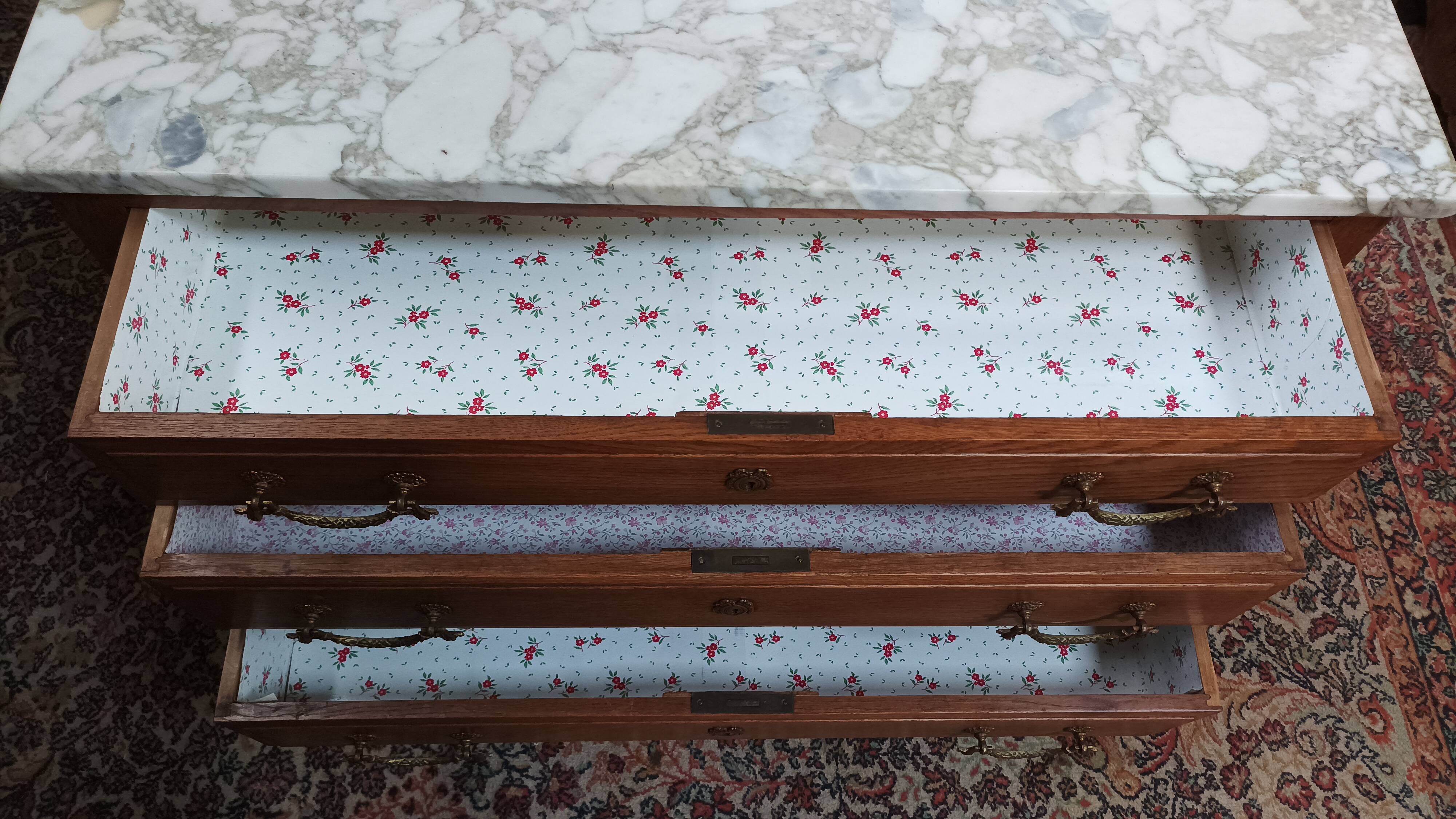 Louis XVI style chest of drawers in oak and marble top