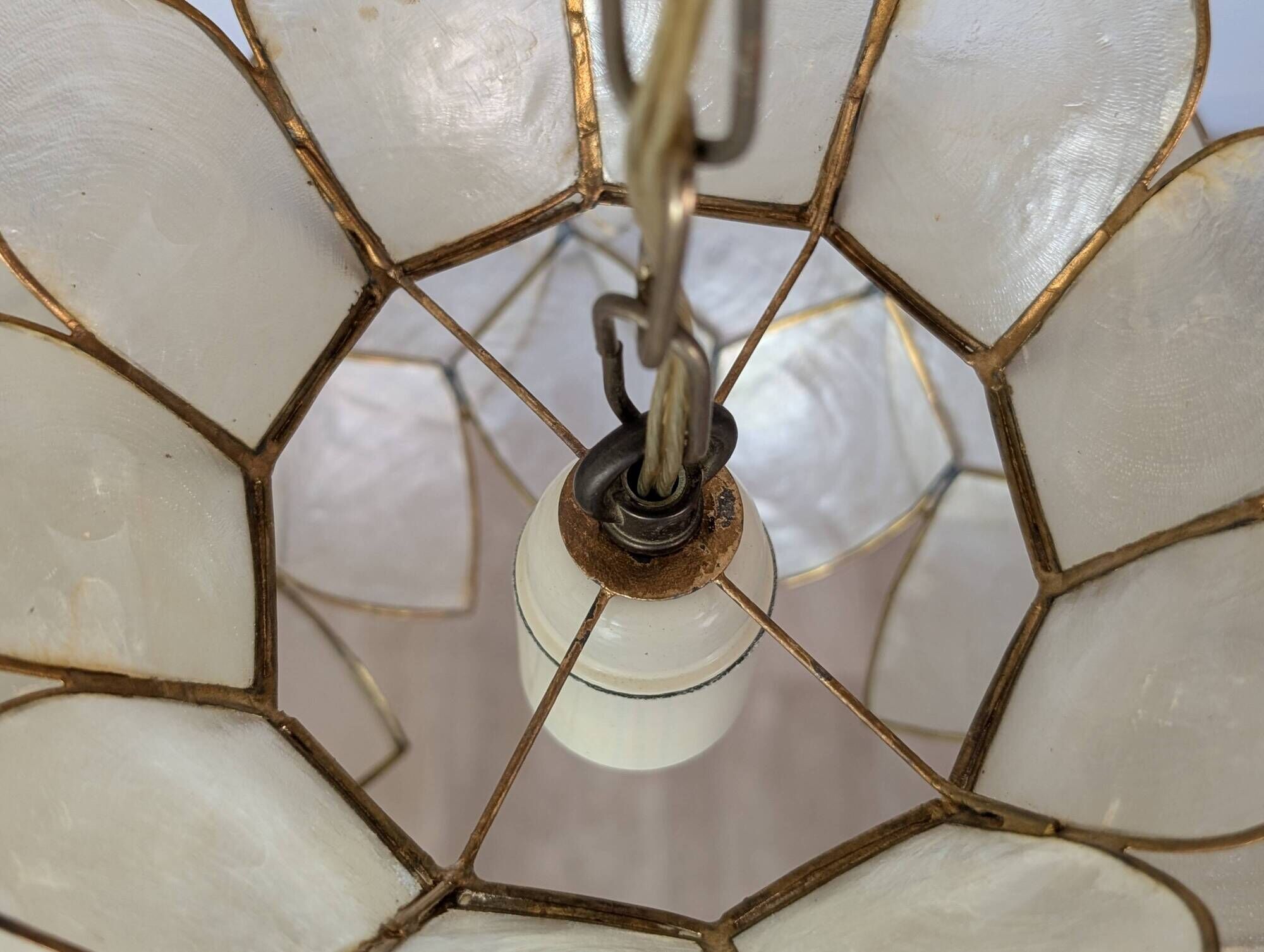 Pair of Lotus mother-of-pearl pendant lights