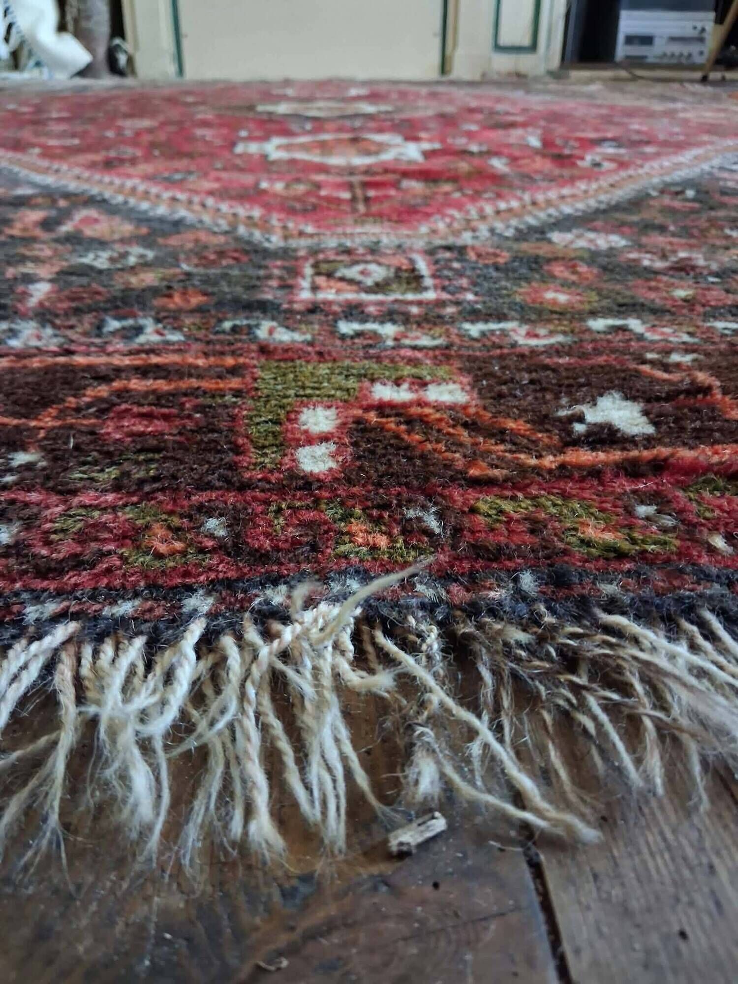 Handmade Qashqai Persian rug 296x230cm