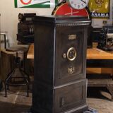 Bauche safe from the Napoleonic III era.