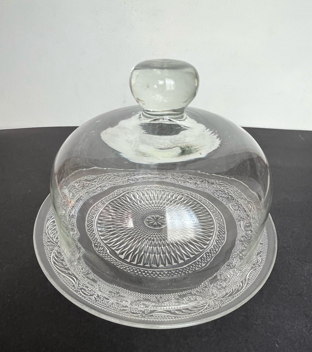 Glass bell