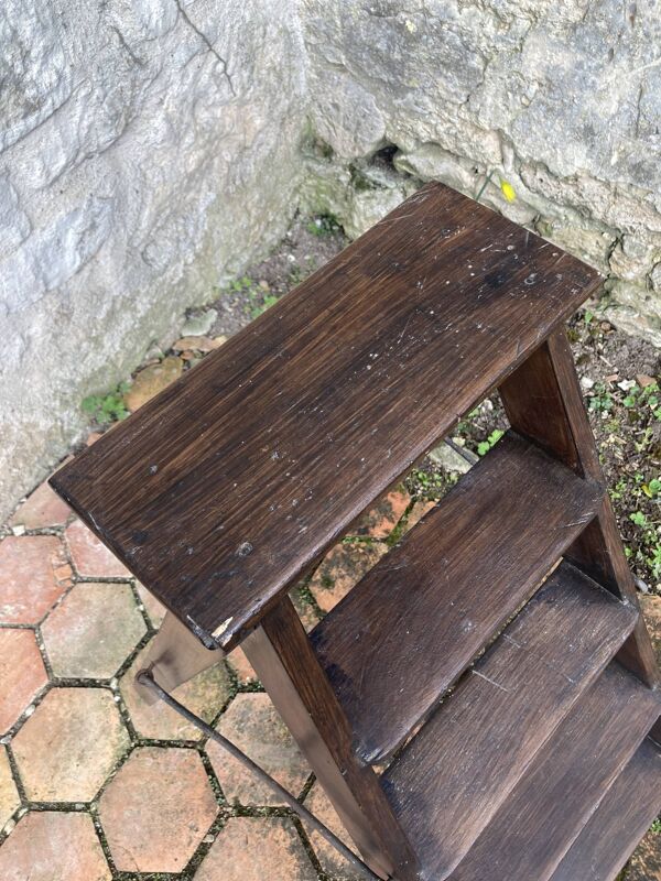 Petit escabeau vintage