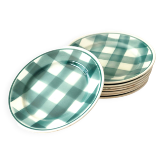 8 green Vichy plates