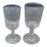 Ensemble de 2 petits verres à pieds anciens  pour digestif