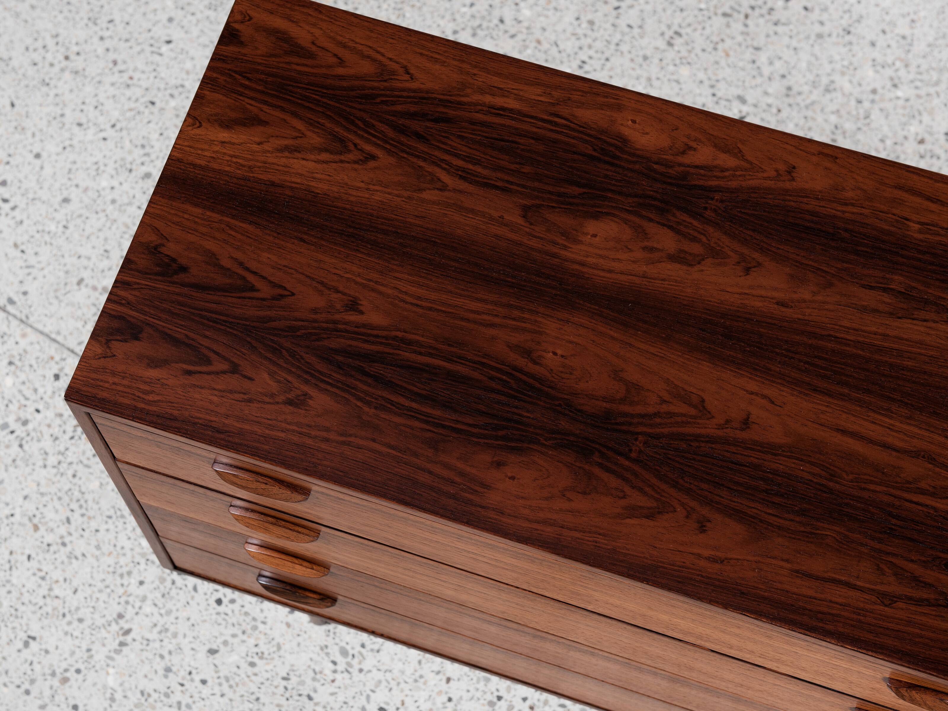 Danish chest of drawers from the 1950s with 4 drawers in rosewood by Kai Kristiansen for FM.