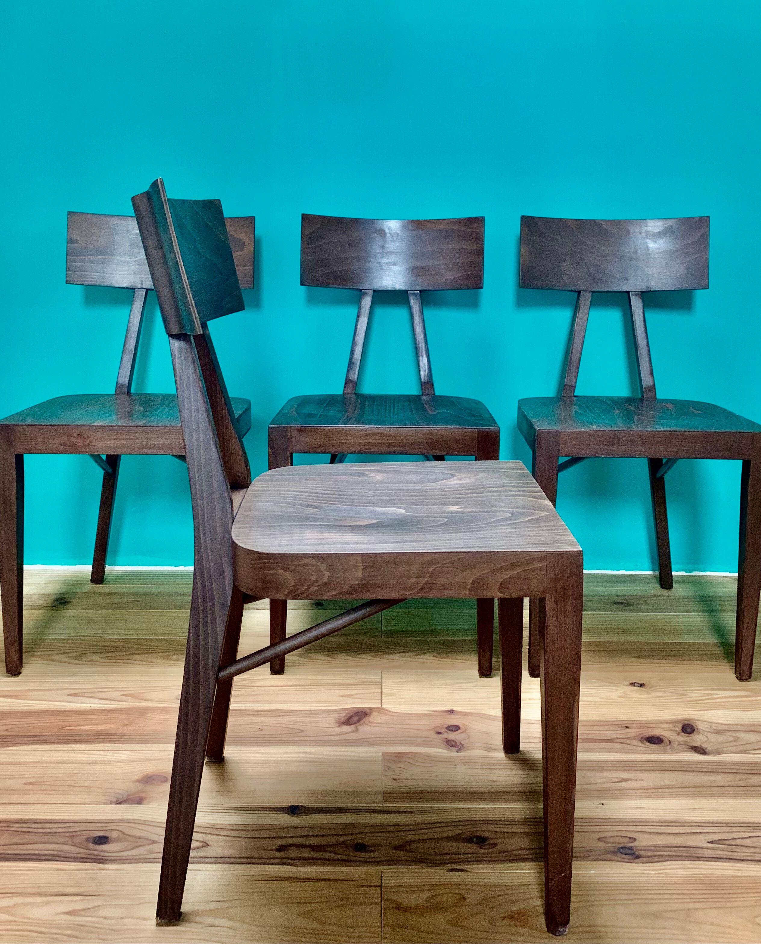 Lot de 4 chaises en bois vintage 1970