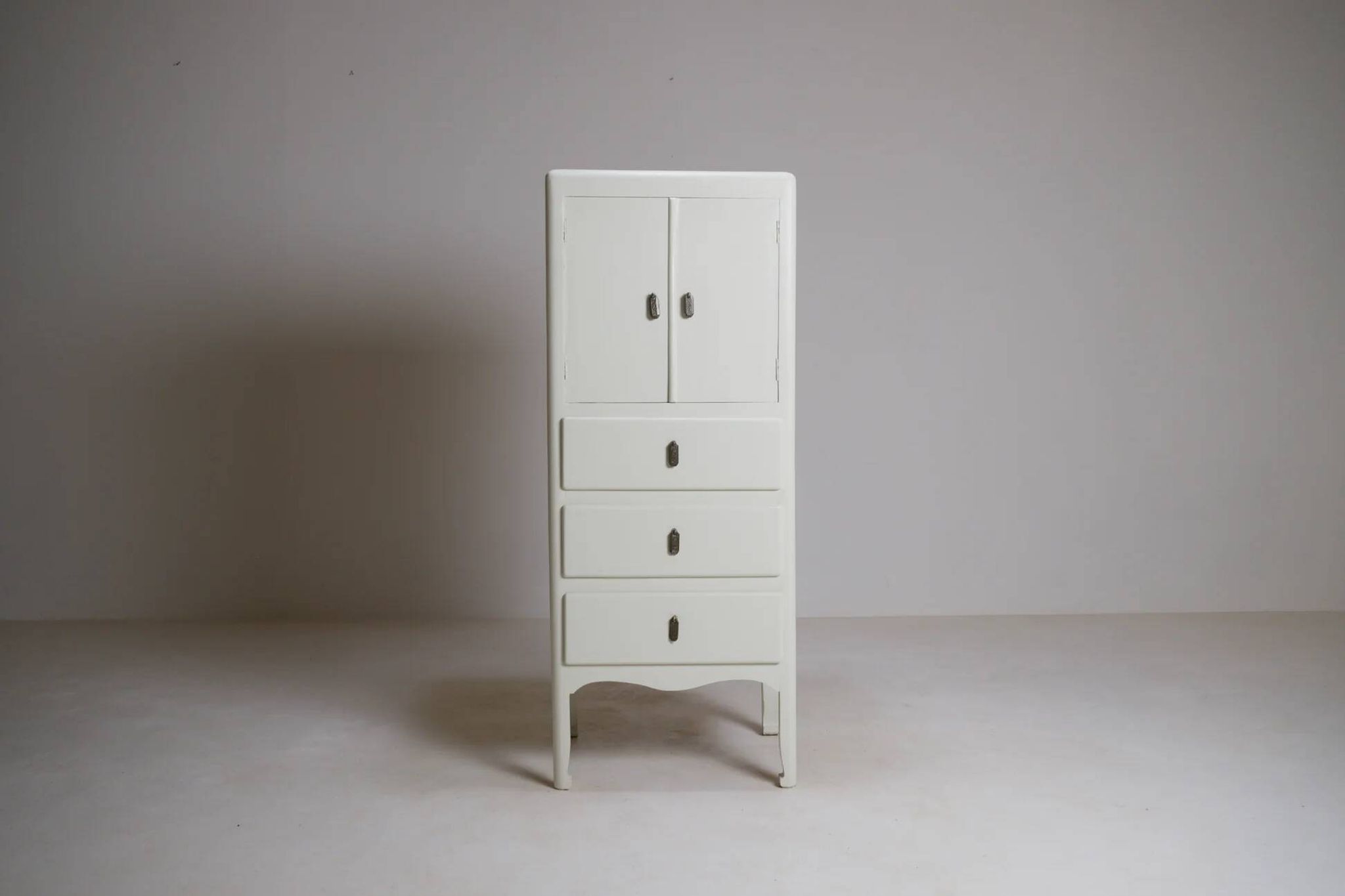 Furniture attributed to the Atelier Martine, Paul Poiret, France, circa 1920.