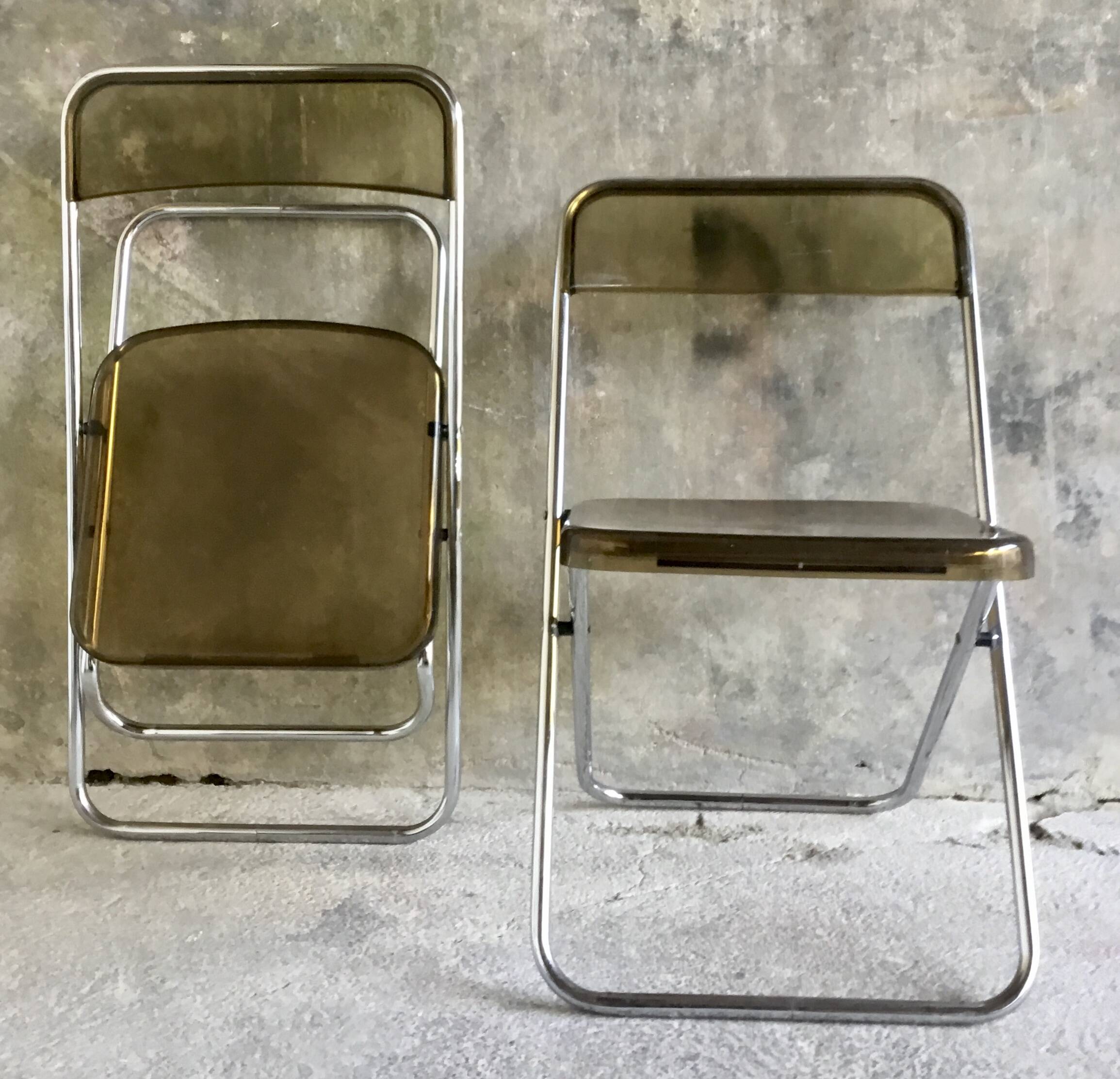 Pair of folding plexiglass and chrome metal chairs - space-age design 1970