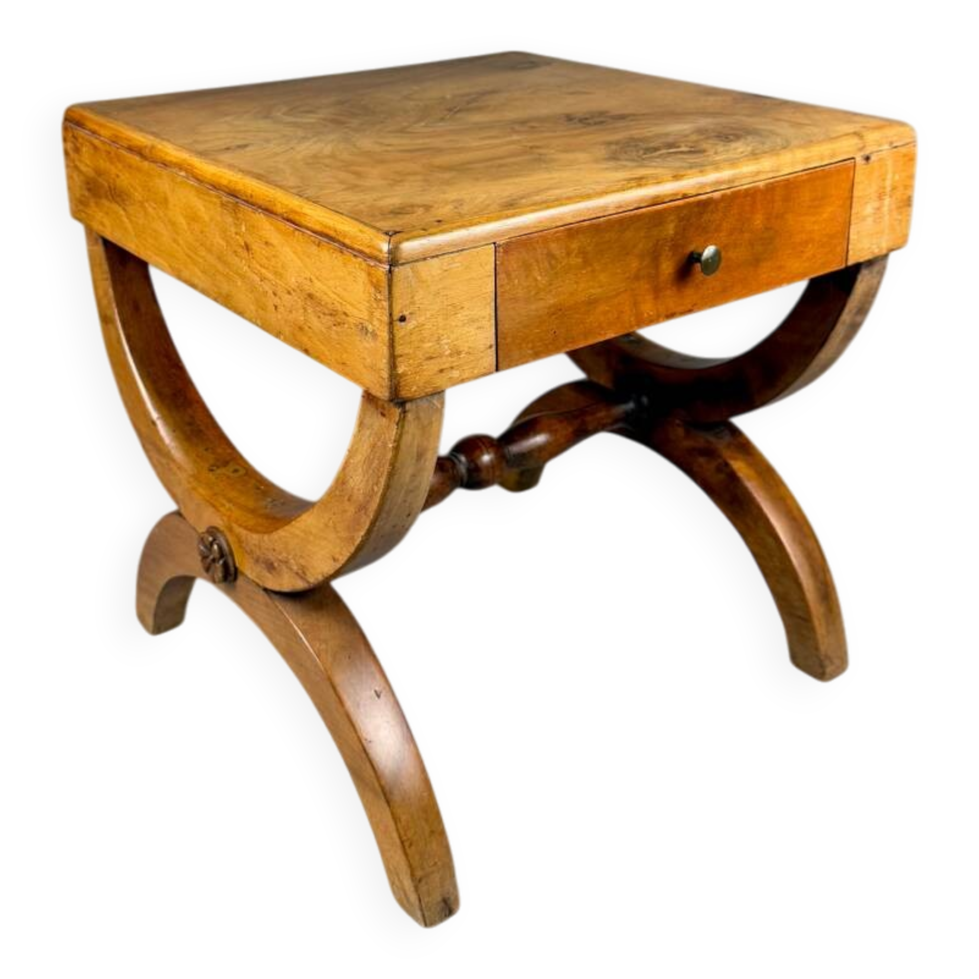 Vintage side table in solid wood with drawer