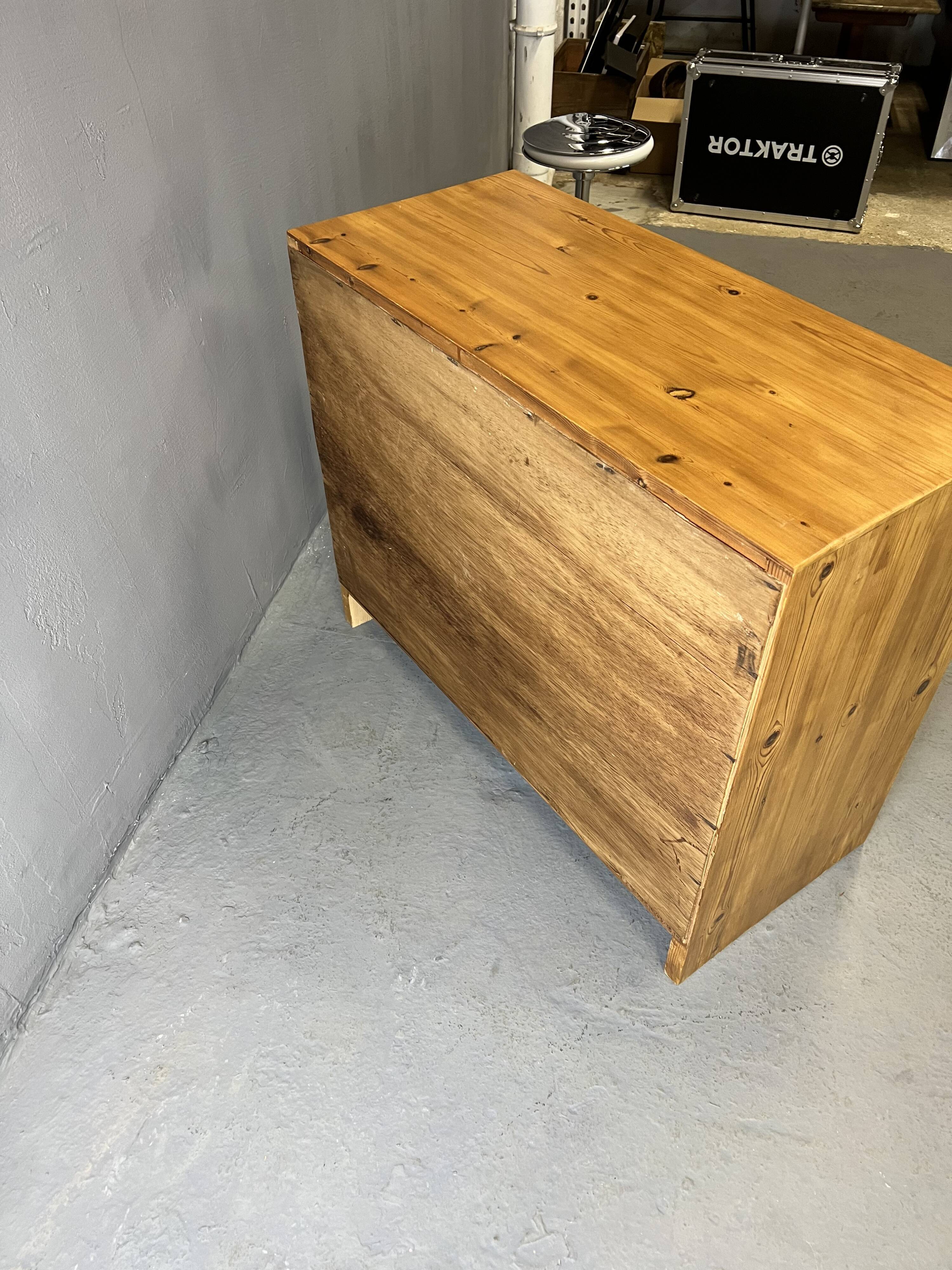 Pine chest of drawers 4 drawers, 80s