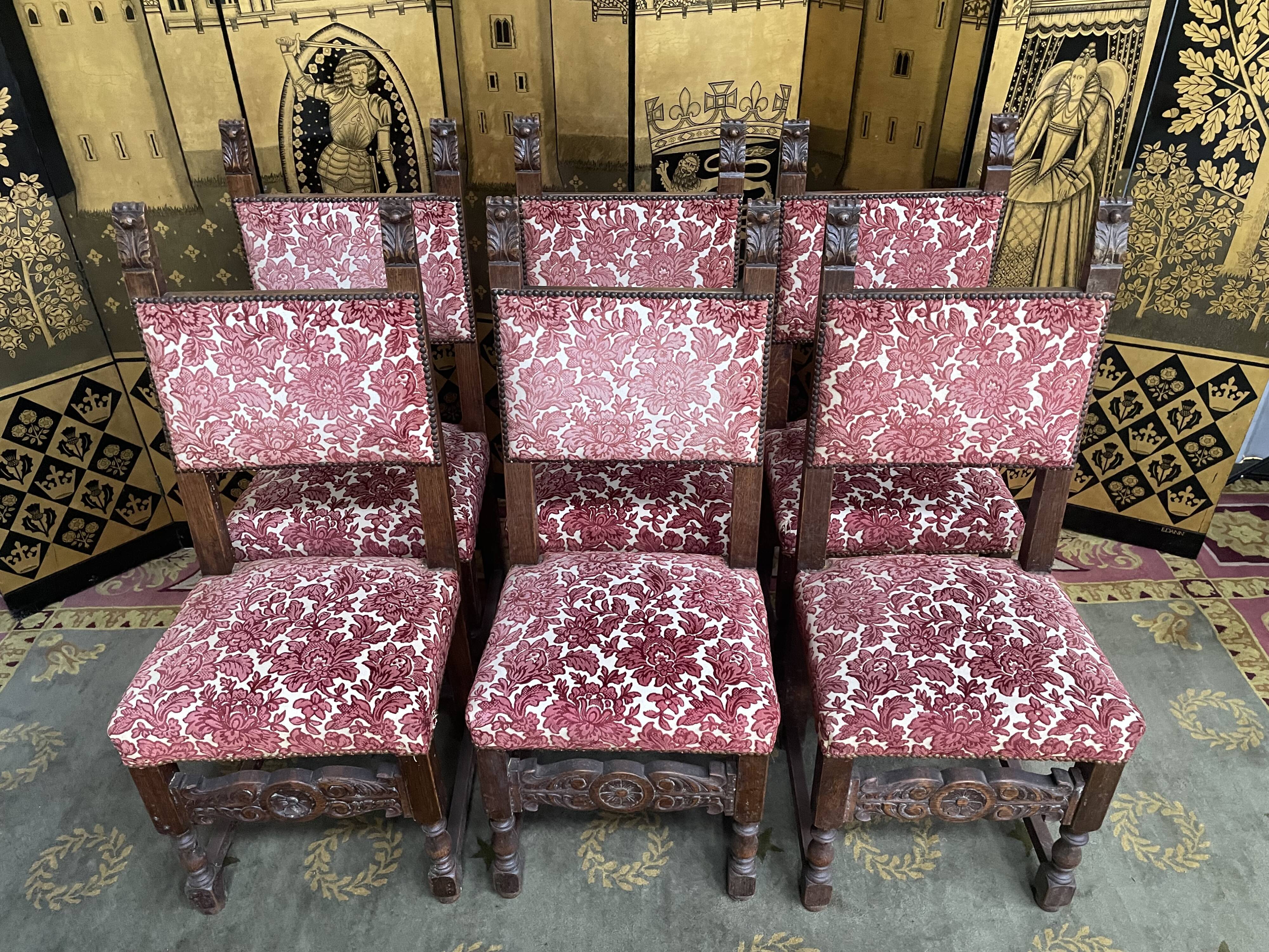 Suite of 6 Renaissance style chairs - High Period