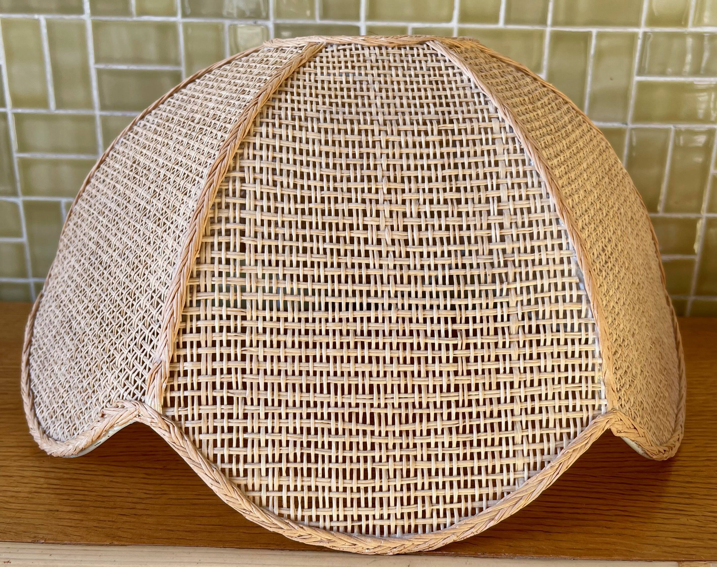 Superb suspension in rattan and wicker braided cannage style of the 1960s 1970s.