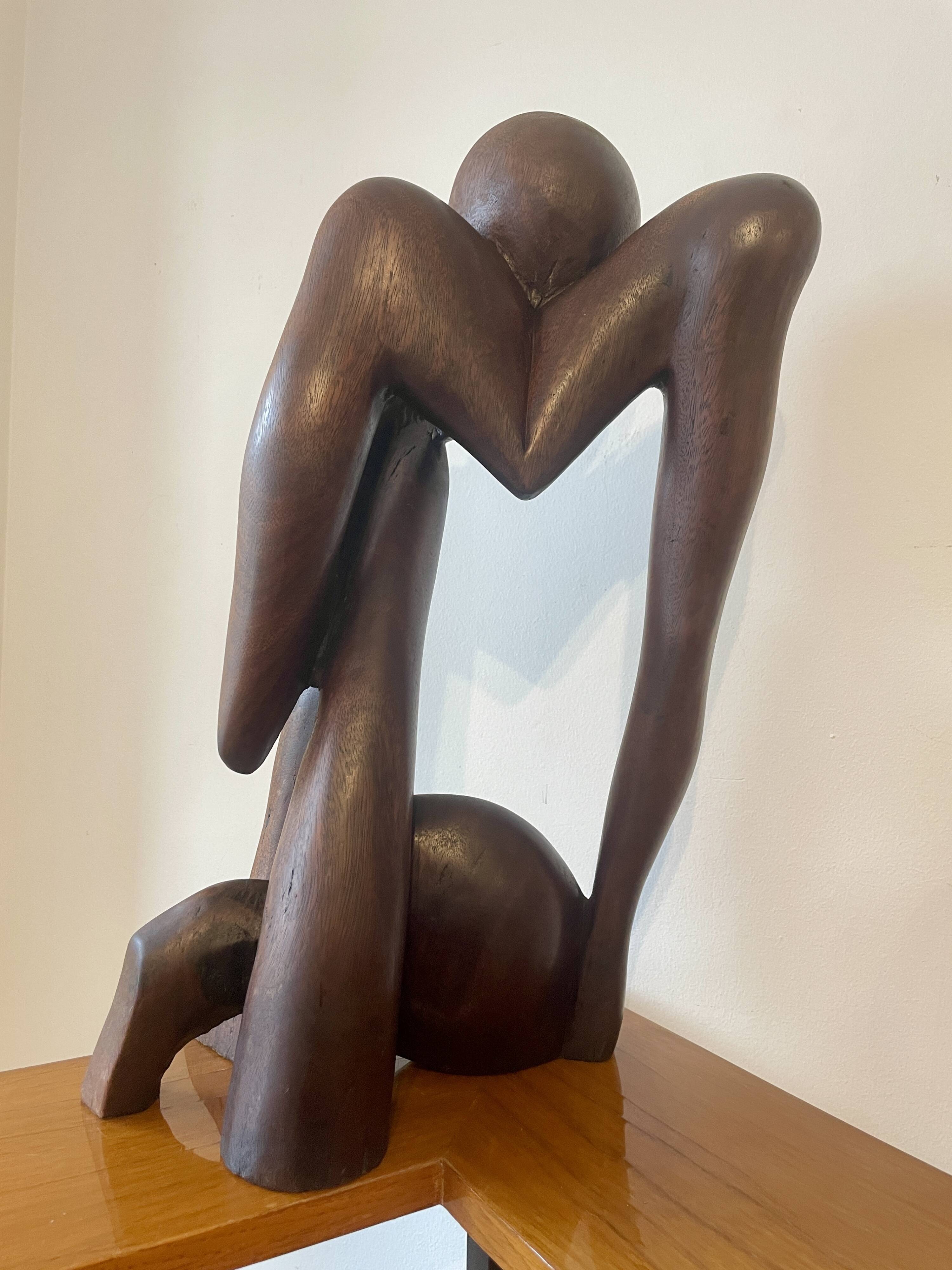 Sculpture en bois "Le penseur"