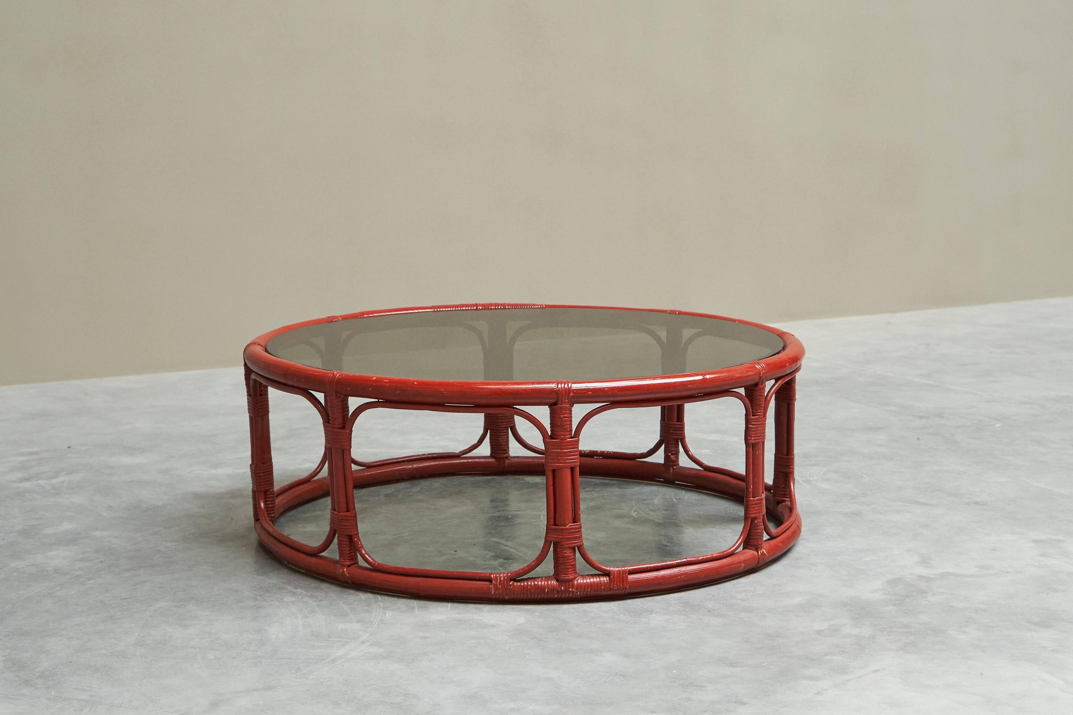 "Blood of Ox" coffee table in lacquered bamboo and glass, 20th century