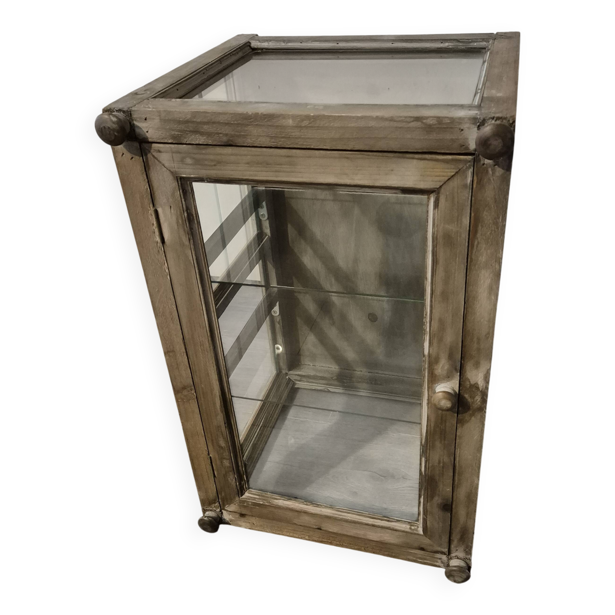 Brown weathered wooden display cabinet with 2 glass shelves.