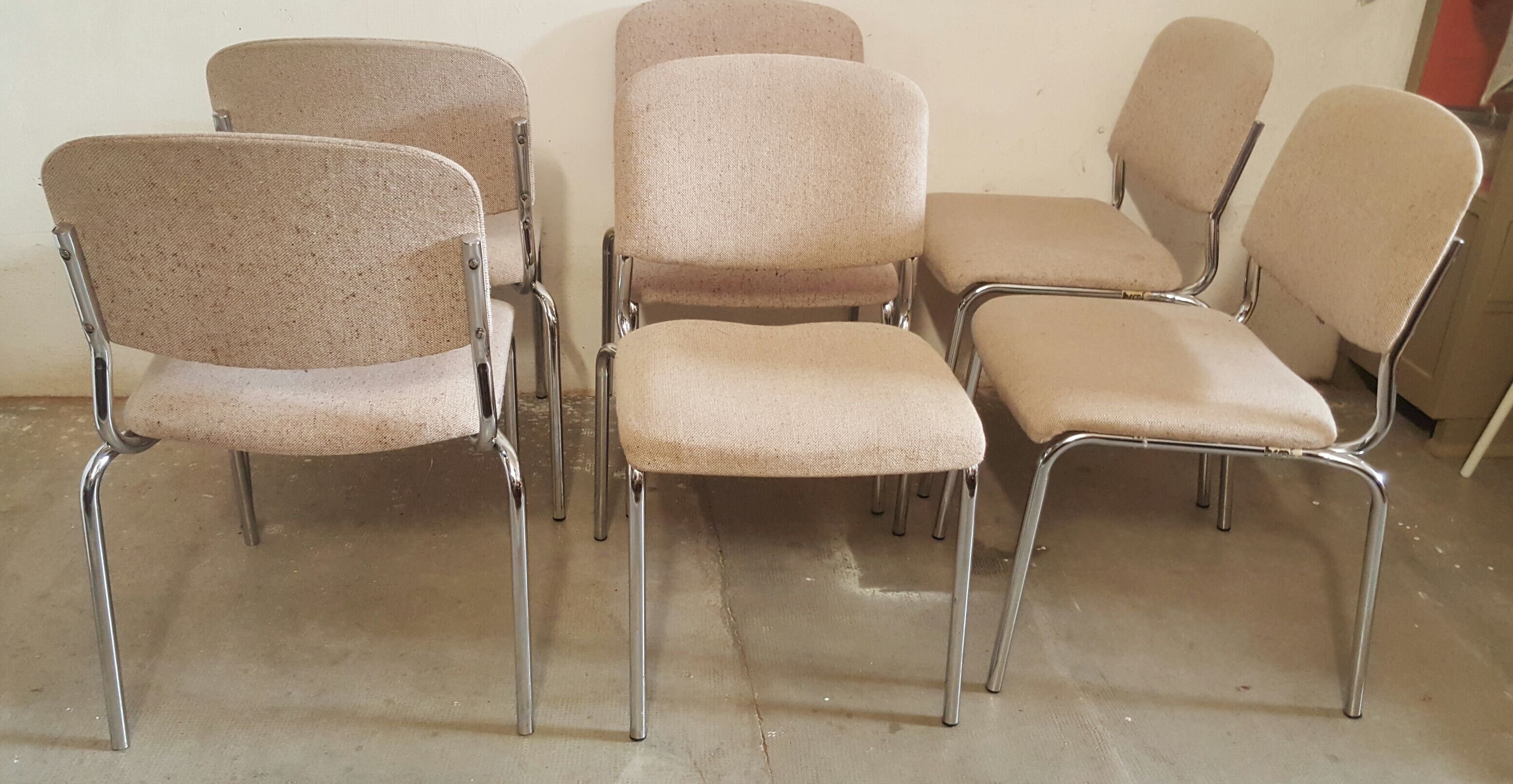 Série de 6 chaises "Ronéo"