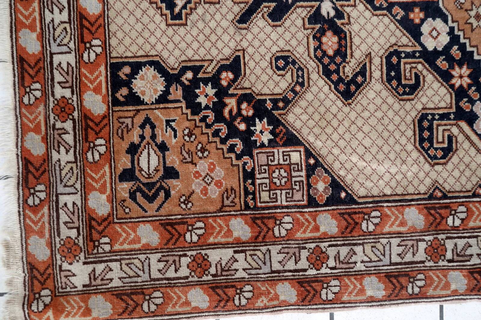 Handmade vintage Turkish Sivas rug 3.8' x 6.3' (118cm x 194cm) 1950s