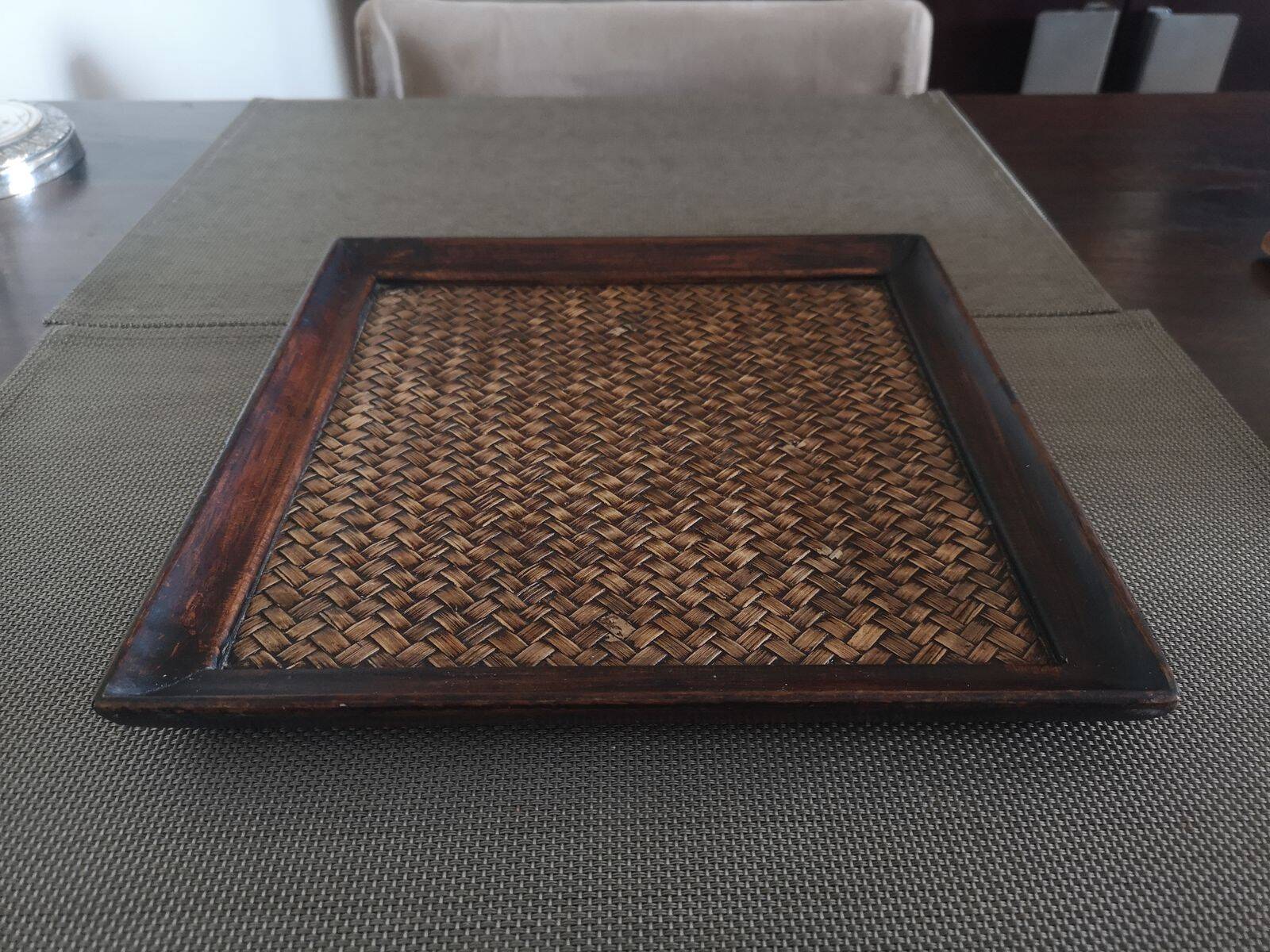 Tray in wood and woven rattan - 1st half of the 20th century