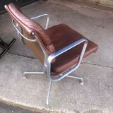 Herman Miller chair by Charles et Ray Eames