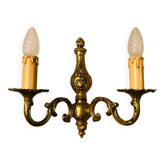 Louis XV Style double wall light in gilded bronze from the 20th century.