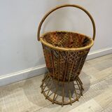 Rattan worker