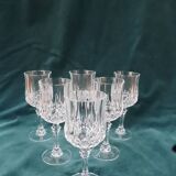 Crystal wine glasses of Arques