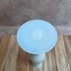 Petit vase soliflore en opaline blanche – Élégance vintage