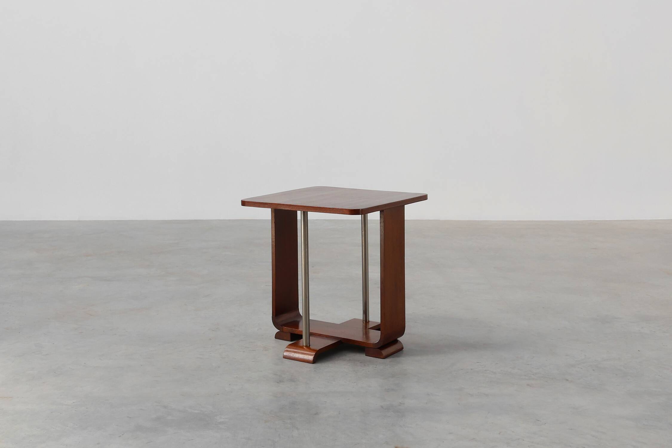 Art Deco square side table in oak veneer, France ca. 1925