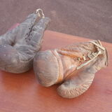 Gant de boxe en cuir 1930