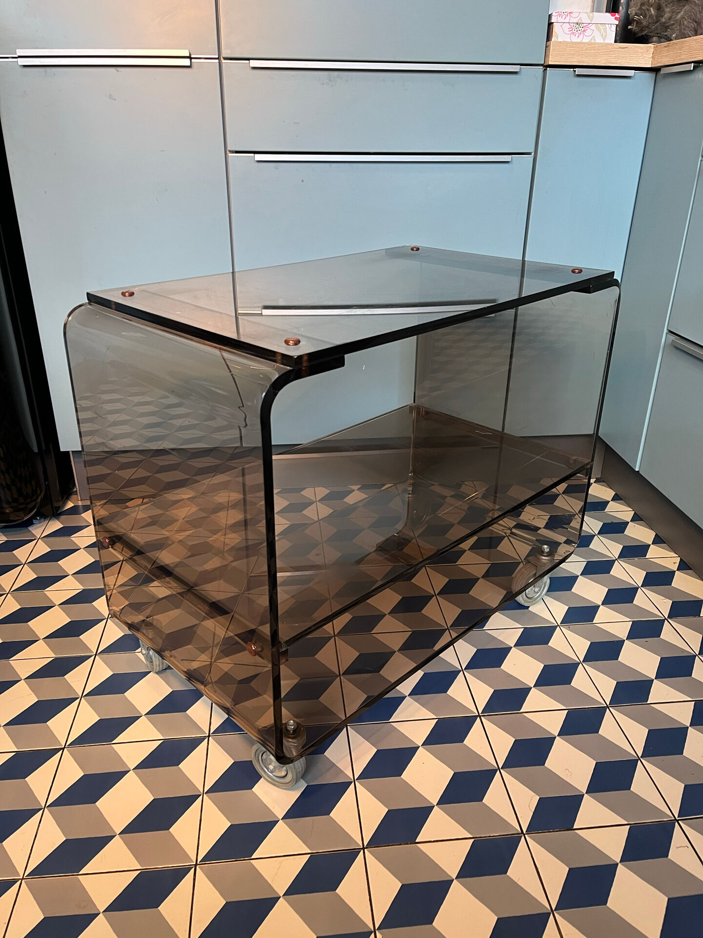 Hi-Fi furniture in smoked Plexiglas, Michel Dumas style.