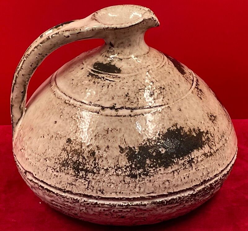 Contemporary Ceramic Pottery to identify, beautiful covered