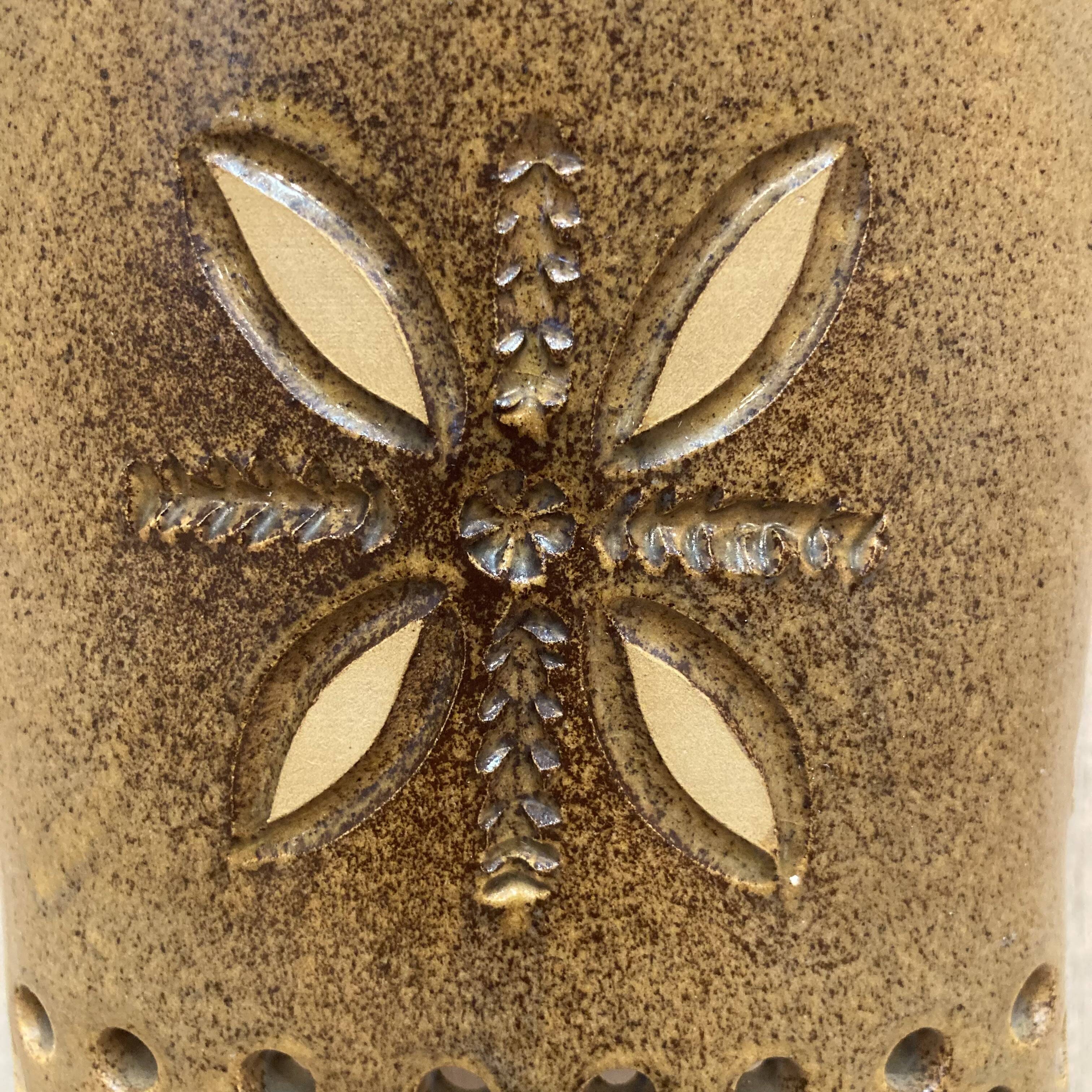 Ceramic wall light Design 1950.