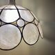 Suspension abat-jour vintage en nacre et laiton