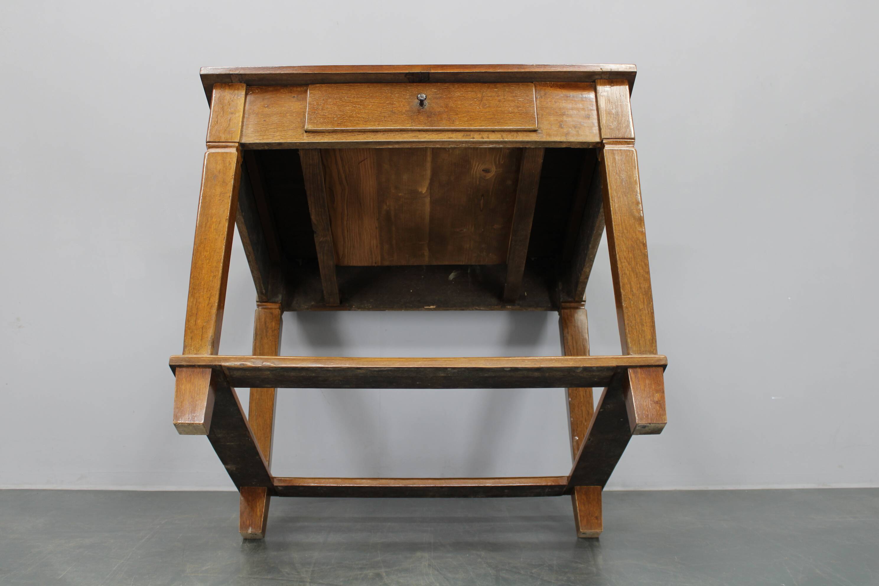 1930s Restored Antique Oak Table, Czechoslovakia
