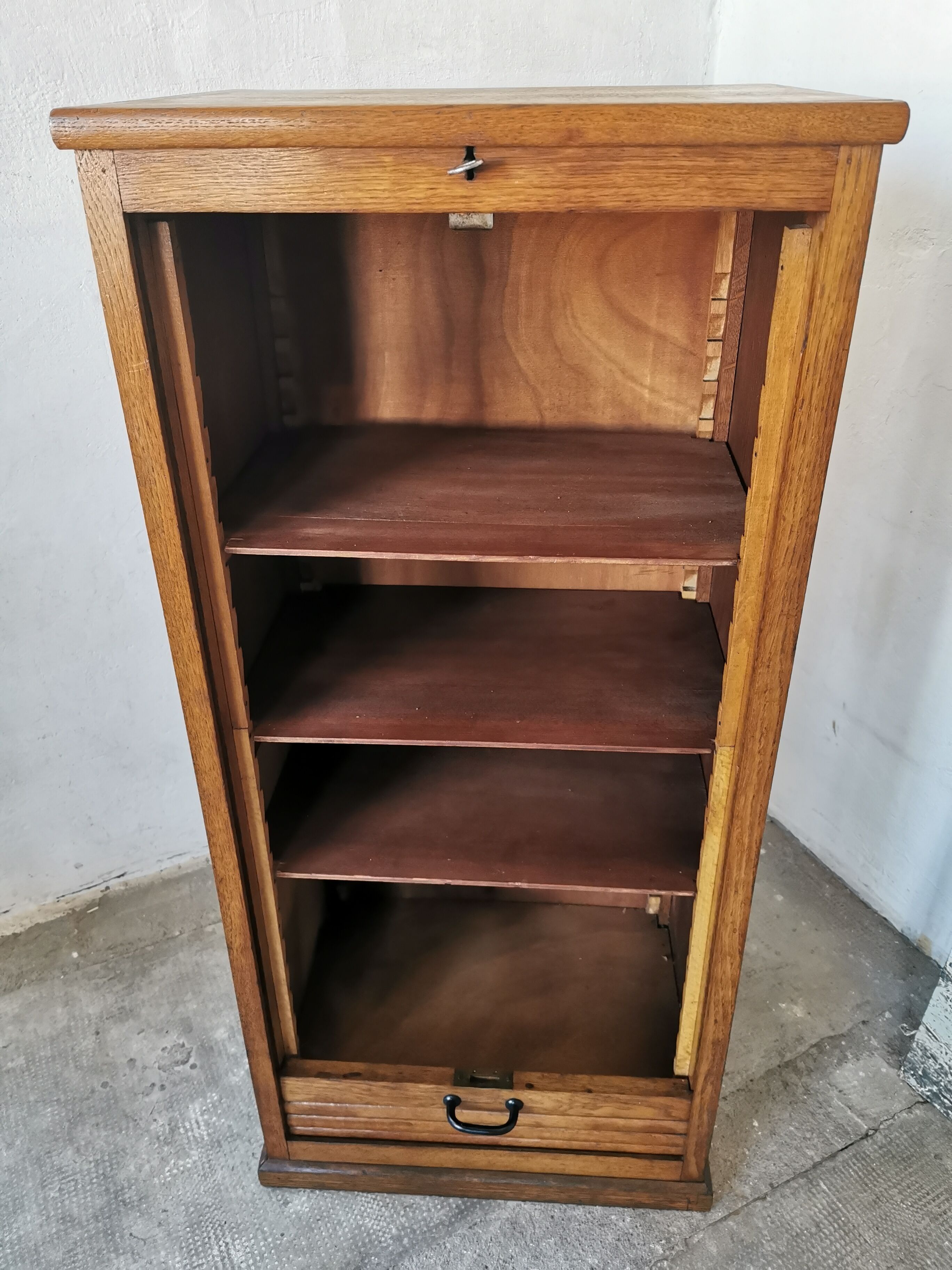 Curtain binder cabinet 1940